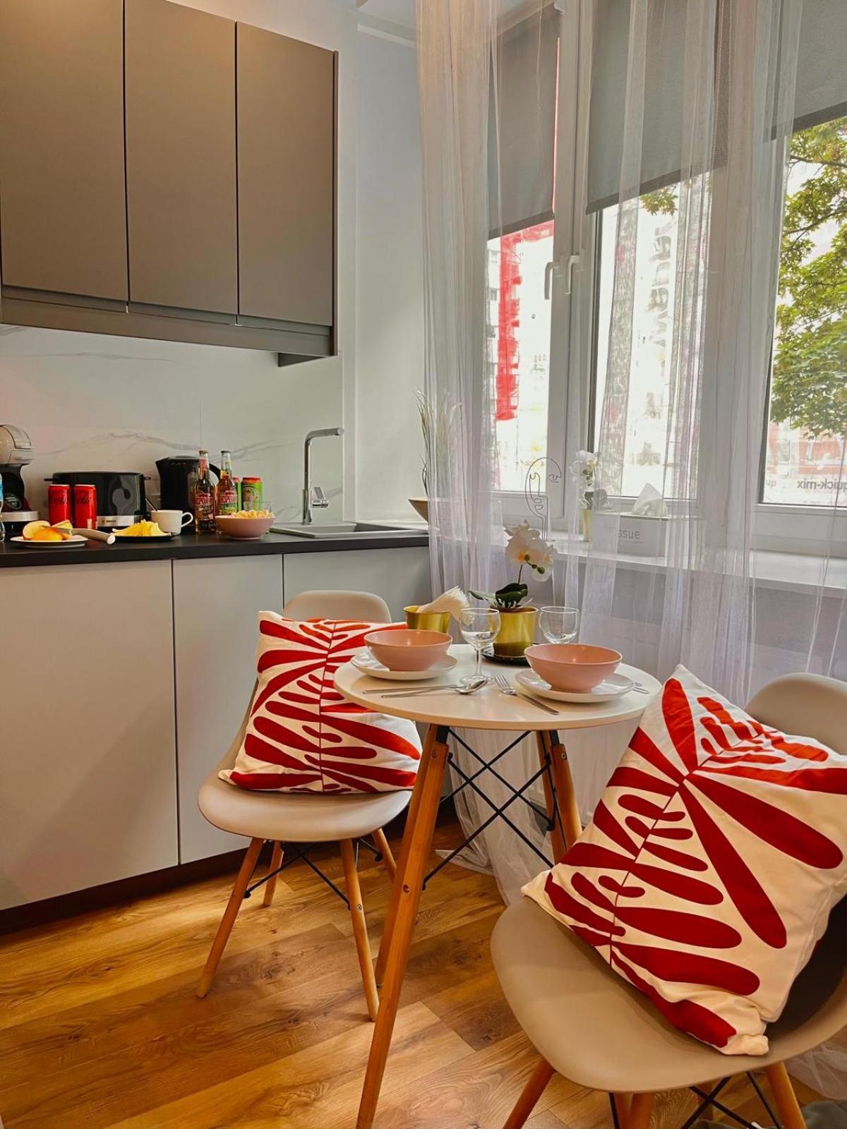Special 1 Bed Room Condo Warszawa Center Exteriör bild